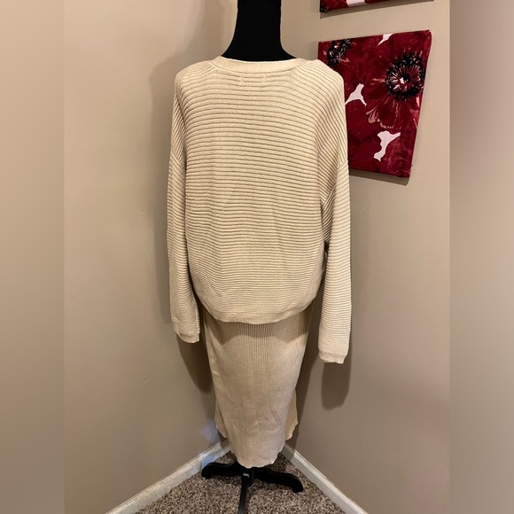 Sofia Jeans by Sofia Vergara Warm Sand Bodycon Knit Dress & Cardi Set, size XXXL - Picture 8 of 13
